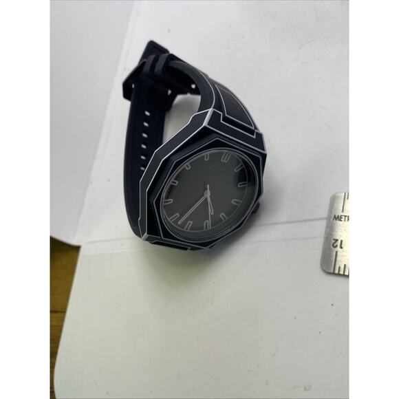Mens Cartoon Comic Style Watch Black Works New Battery